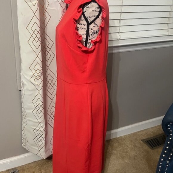 đź’•Stunning Maggy London Coral Ruffle Sleeve Midi Dress, Size 14 - Picture 4 of 5